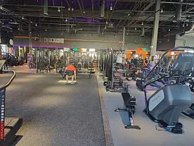 ТК АстраМолл DDX Fitness