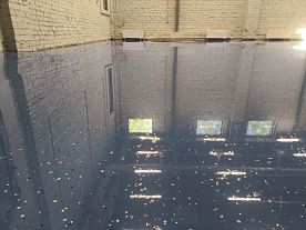 Ночной клуб на Кантемировской набережной