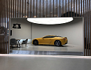Выставочная зона автосалона Lexus